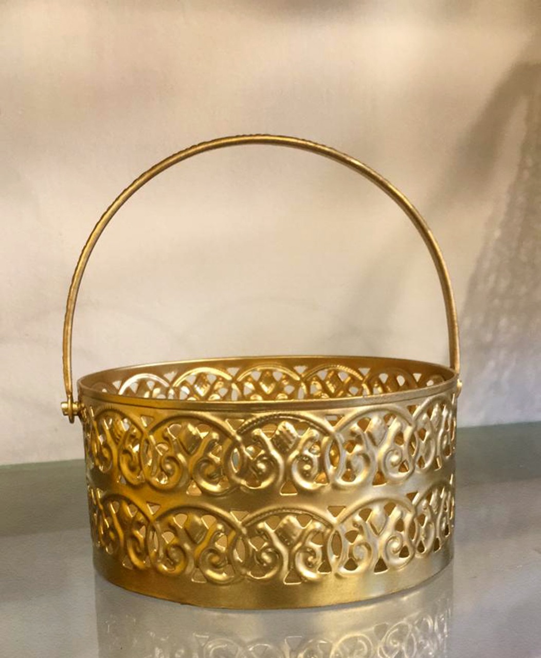 Round Metal Hamper Basket Gold, Square Gift Basket, Golden Basket, Gift Basket, Hamper Basket, Square Basket, Small Basket, House2home, house to home, h2h