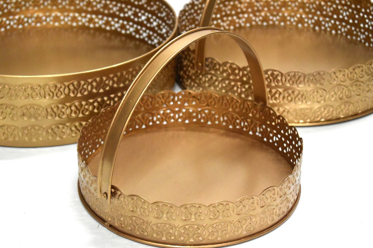 Wedding Gift, Gift Basket, Chocolate Round Metal Hamper Basket Golden and White House2Home