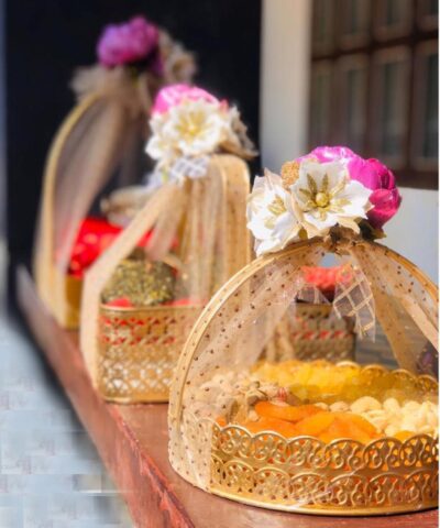 Wedding Gift, Gift Basket, Chocolate Round Metal Hamper Basket Golden and White House2Home