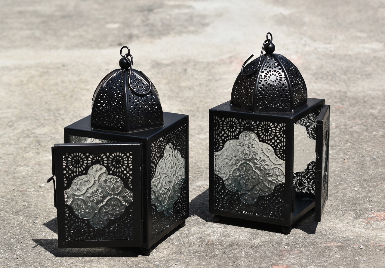 Lantern, Candle Holder, Multi Colored Lantern, Candle Holder, Tlight Holder, Traditional Lantern, House2home, h2h , Hanging Lantern, Moroccan, hanging Lantern