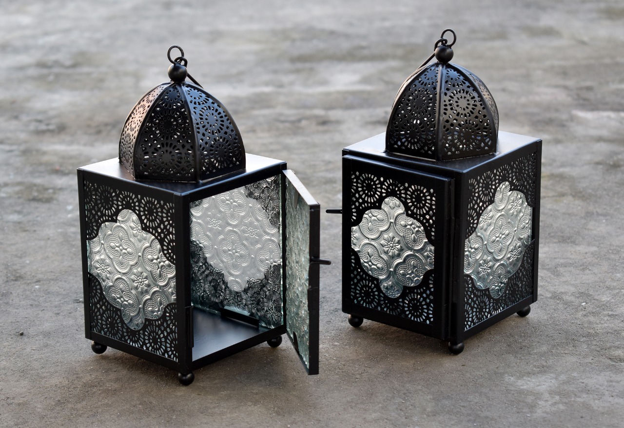 Lantern, Candle Holder, Multi Colored Lantern, Candle Holder, Tlight Holder, Traditional Lantern, House2home, h2h , Hanging Lantern, Moroccan, hanging Lantern