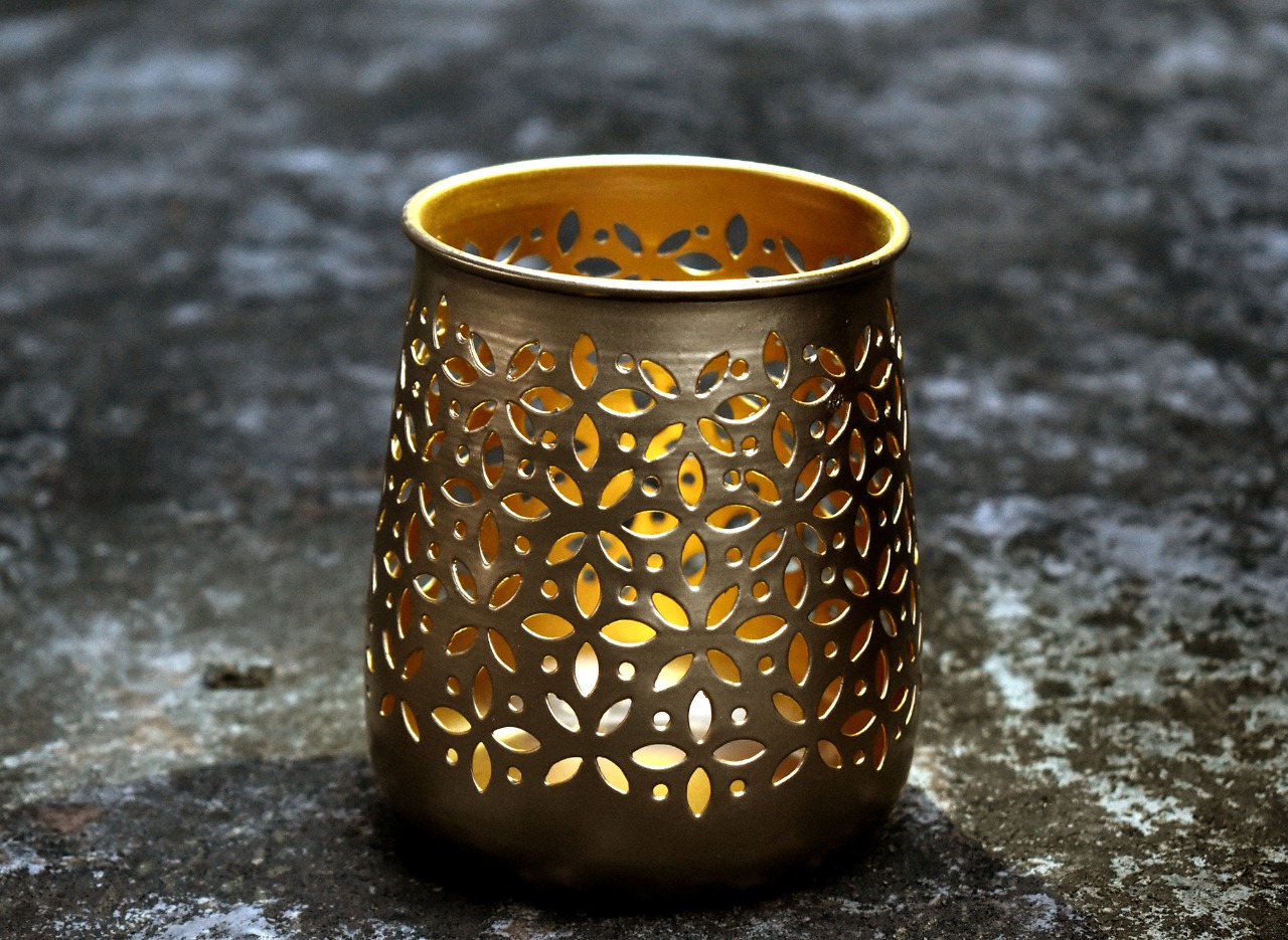 Shadow Candle Holder, Tlight Holder Set, Candle Holder Set, House2home, h2h, Modern Candle Holder, Modern Lantern, Shadow diya, Table Decor, Abstract, Tree Shadow Diya, Diwali Décor, Gift, Return Gift