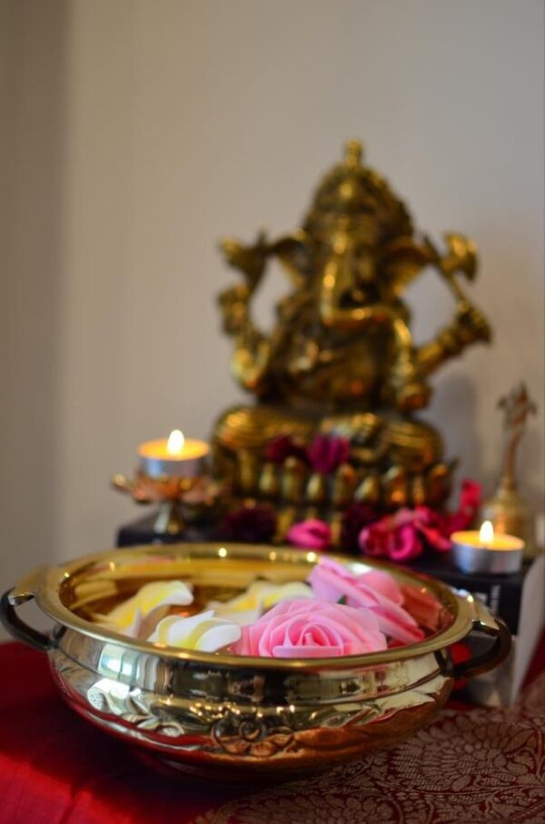 Urli, Brass Urli, Carved Metal Urli, Hamper Basket, Gift Pack, Home Decor, Decorative, Party Decoration, Table Decor, house warming, house2home, h2h, flower decoration, Decorative Urli, Urli With Stand, Urli Set, Flower Decoration, Home Decor, Diwali Gift, house2home, h2h, Urli With Stand, Urli, Lotus Urli, Petal Shaped Urli, Metal Urli, Hamper Basket, Gift Pack, Home Decor, Decorative, Party Decoration, Table Decor, house warming, house2home, h2h, flower decoration, lotus Urli, Hamper Pack, Gift Basket, Holiday Basket, parat, decor, decorative, flower decoration, home decor, diwali Decor, Return Gift, Diwali Gift, Moradabad Metal, Moradabad Handicrafts, Metal, Manufacturer, Gifts Manufacturer, Urli Manufacturer