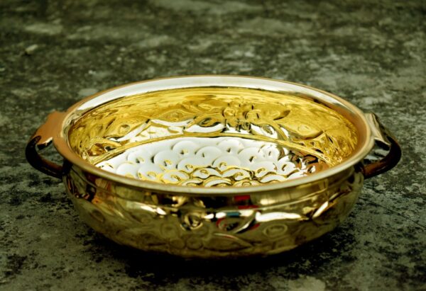 Urli, Brass Urli, Carved Metal Urli, Hamper Basket, Gift Pack, Home Decor, Decorative, Party Decoration, Table Decor, house warming, house2home, h2h, flower decoration, Decorative Urli, Urli With Stand, Urli Set, Flower Decoration, Home Decor, Diwali Gift, house2home, h2h, Urli With Stand, Urli, Lotus Urli, Petal Shaped Urli, Metal Urli, Hamper Basket, Gift Pack, Home Decor, Decorative, Party Decoration, Table Decor, house warming, house2home, h2h, flower decoration, lotus Urli, Hamper Pack, Gift Basket, Holiday Basket, parat, decor, decorative, flower decoration, home decor, diwali Decor, Return Gift, Diwali Gift, Moradabad Metal, Moradabad Handicrafts, Metal, Manufacturer, Gifts Manufacturer, Urli Manufacturer