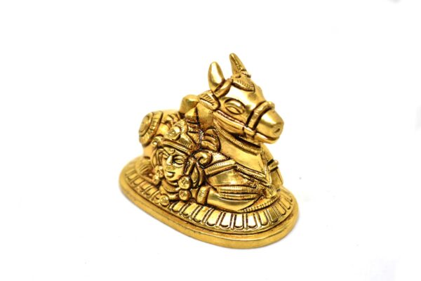 Anniversary Gifts, Brass, Corporate Gifts, diwali, festive, gift, god, House 2 home, house to home, House warming, gifts, House2home, idol, idols, murti, peetal, pital, pratima, statue, Wedding, Wedding Gifts, pooja, pooja gift, pooja article, home décor, Brass Decorative, Decorative Accents, décor, Golden, h2h, nandi, cow, brass cow
