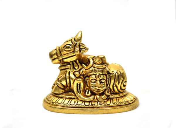 Anniversary Gifts, Brass, Corporate Gifts, diwali, festive, gift, god, House 2 home, house to home, House warming, gifts, House2home, idol, idols, murti, peetal, pital, pratima, statue, Wedding, Wedding Gifts, pooja, pooja gift, pooja article, home décor, Brass Decorative, Decorative Accents, décor, Golden, h2h, nandi, cow, brass cow