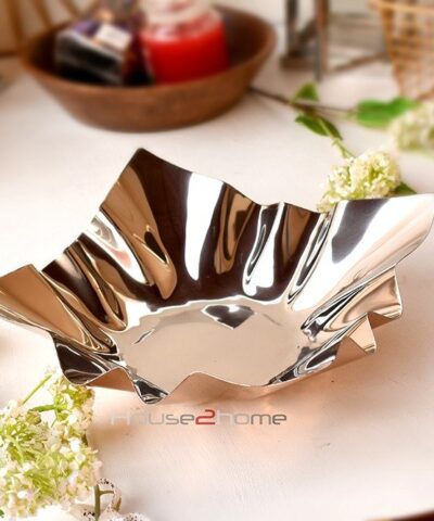 Platter, stainless steel, Steel, gift, Golden Platter, Snack Server, Server, Snack, dry fruit serving, diwali gift, corporate gift, wedding gift, anniversary gift, return gift, house2home, h2h, house to home, food safe, food warmer, snack, Rose GOld Platter, Copper Platter, fruit serving, potpourri bowl, Urli, Golden Urli, Washable Urli, Flower Decor, Chip & Dip