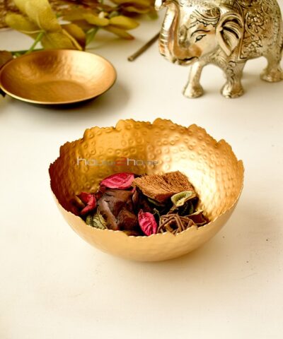 Hammered Candle Holder, Gold Tea light Holder, Decorative Bowl, House2home, h2h, Golden Candle Holder, Shadow diya, Table Decor, Modern, Diwali Décor, Gift, Return Gift, Diwali Candle Holder, Return Gift, Handicraft, Metal Bowl, Gold Bowl, Golden Packaging, Katori, Bowl, Metal Bowl, Diwali Gift, Christmas Candle Holder, Potpourri Bowl, Hammered Bowl, Small Favour, Favour