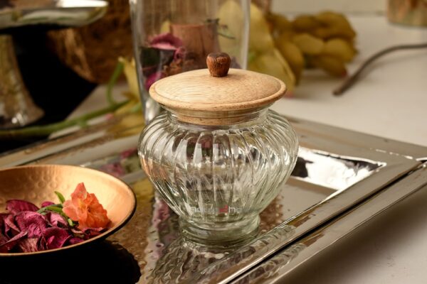 Crystal Glass Jar, Chocolate Packing, Dry Fruit Packing, Gift Box, house2home, h2h, Pen Stand, Planter, Candle Holder, Home Decor, Candy Jar, Candle Holder, Glass jar, Crystal Jar, Candle Holder with lid, Wax Jar, Gift Box, Hamper Packing, Seasonal Gifting, Diwali Gift, Hamper, Gold Jar, Air Tight Jar, Jar with Wooden Lid