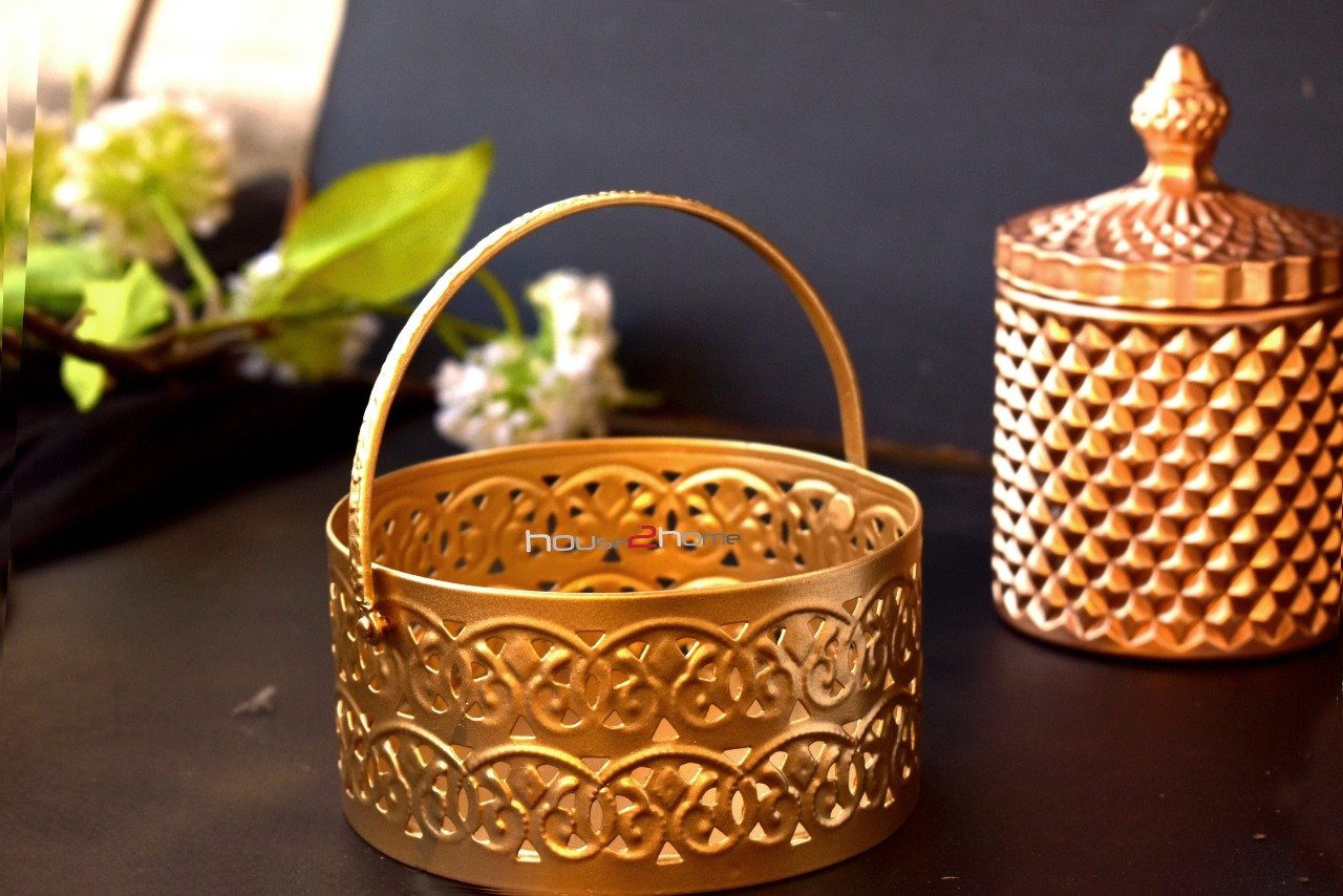 Round Metal Hamper Basket Gold, Square Gift Basket, Golden Basket, Gift Basket, Hamper Basket, Square Basket, Small Basket, House2home, house to home, h2h, Chocolate pack, cute hamper, decorative, Dry Fruit Basket, Dry Fruit Packing, Favors, Gift Basket, Gold Hamper, Golden, golden basket, h2h, Hamper Basket, Hamper Pack, holi Hamper, House 2 home, House2home, housewarming, Kitty Party Gift, Little Hamper, Lohri GIft Basket, Lohri Hamper, Mata Ki Chowki Prasad, mehendi Gift, Metal Basket, metal gift basket, Packing, prasad basket, Return Favor Gift, Return Gift, Round hamper Basket, small basket, Small Favour, Teej Hamper, TeejHamper, trousseau packing, Wedding Favor, wedding favour, Wedding Gift, Wire Mesh, Small Basket, Metal Basket