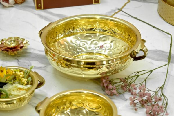 Urli, Brass Urli, Carved Metal Urli, Hamper Basket, Gift Pack, Home Decor, Decorative, Party Decoration, Table Decor, house warming, house2home, h2h, flower decoration, Decorative Urli, Urli With Stand, Urli Set, Flower Decoration, Home Decor, Diwali Gift, house2home, h2h, Urli With Stand, Urli, Lotus Urli, Petal Shaped Urli, Metal Urli, Hamper Basket, Gift Pack, Home Decor, Decorative, Party Decoration, Table Decor, house warming, house2home, h2h, flower decoration, lotus Urli, Hamper Pack, Gift Basket, Holiday Basket, parat, decor, decorative, flower decoration, home decor, diwali Decor, Return Gift, Diwali Gift, Moradabad Metal, Moradabad Handicrafts, Metal, Manufacturer, Gifts Manufacturer, Urli Manufacturer