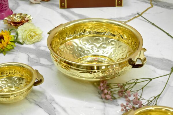 Urli, Brass Urli, Carved Metal Urli, Hamper Basket, Gift Pack, Home Decor, Decorative, Party Decoration, Table Decor, house warming, house2home, h2h, flower decoration, Decorative Urli, Urli With Stand, Urli Set, Flower Decoration, Home Decor, Diwali Gift, house2home, h2h, Urli With Stand, Urli, Lotus Urli, Petal Shaped Urli, Metal Urli, Hamper Basket, Gift Pack, Home Decor, Decorative, Party Decoration, Table Decor, house warming, house2home, h2h, flower decoration, lotus Urli, Hamper Pack, Gift Basket, Holiday Basket, parat, decor, decorative, flower decoration, home decor, diwali Decor, Return Gift, Diwali Gift, Moradabad Metal, Moradabad Handicrafts, Metal, Manufacturer, Gifts Manufacturer, Urli Manufacturer